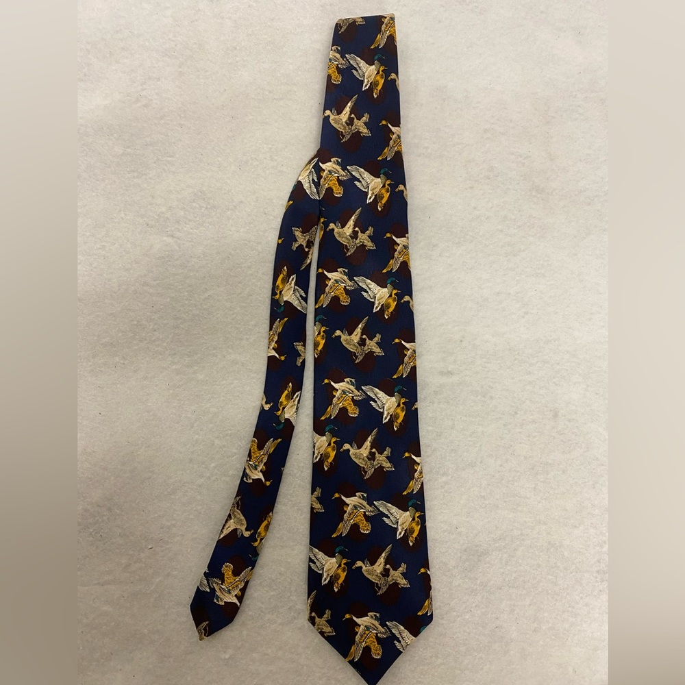 Giovanni New York Roma Duck 🦆 Neck Tie